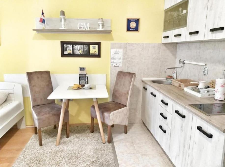 Yellow Diamond Ni المظهر الخارجي الصورة